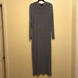 Mock Neck Figure Hugging Maxi Dress
